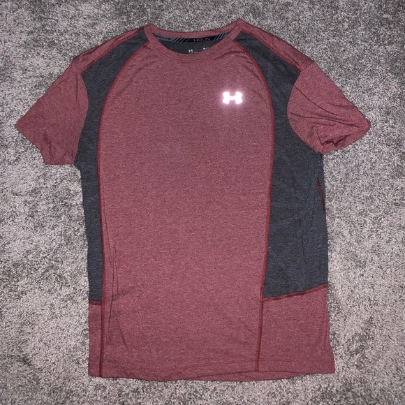 Under Armour Junior Fitted Red & Gray shirt sz XL - Picture 4 of 9
